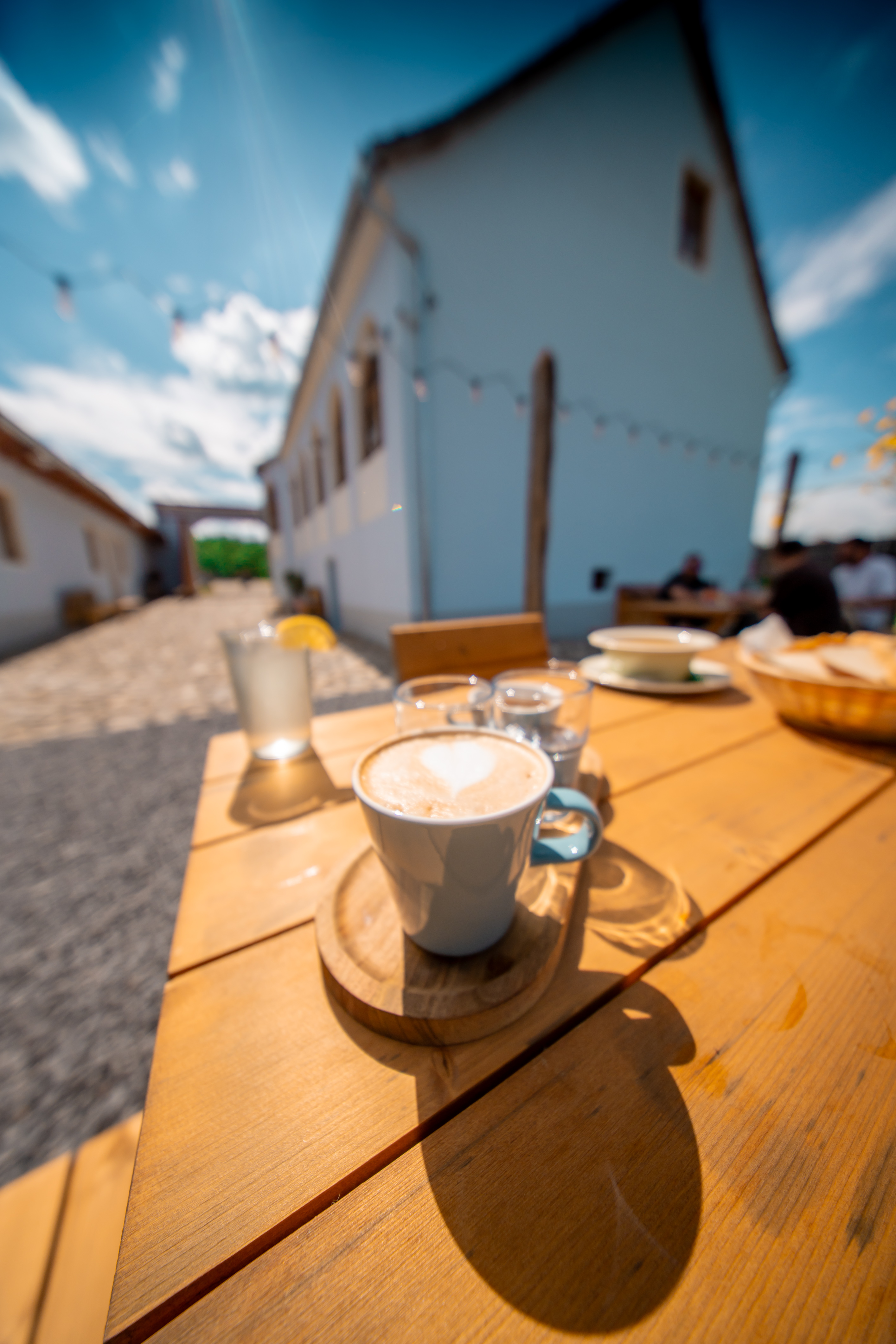 Azuria Caffe · 4
